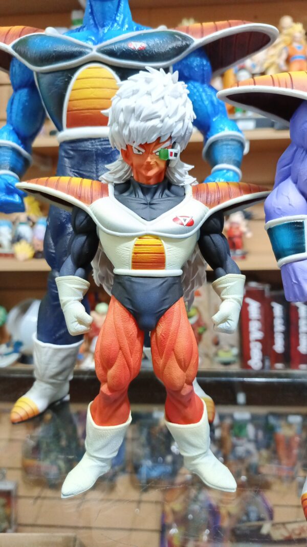 Fuerzas especiales Ginyu
Dragón Ball Z
Tamaño:Guldo 12cm
Capitán Ginyu 25cm
Rikum:31cm
Jheese:22cm
Butta:34cm
104d