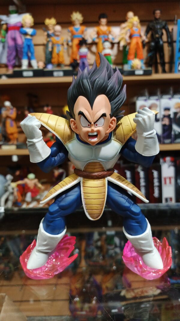 Vegeta poder 230
Dragón Ball Z 
Tamaño:23cm