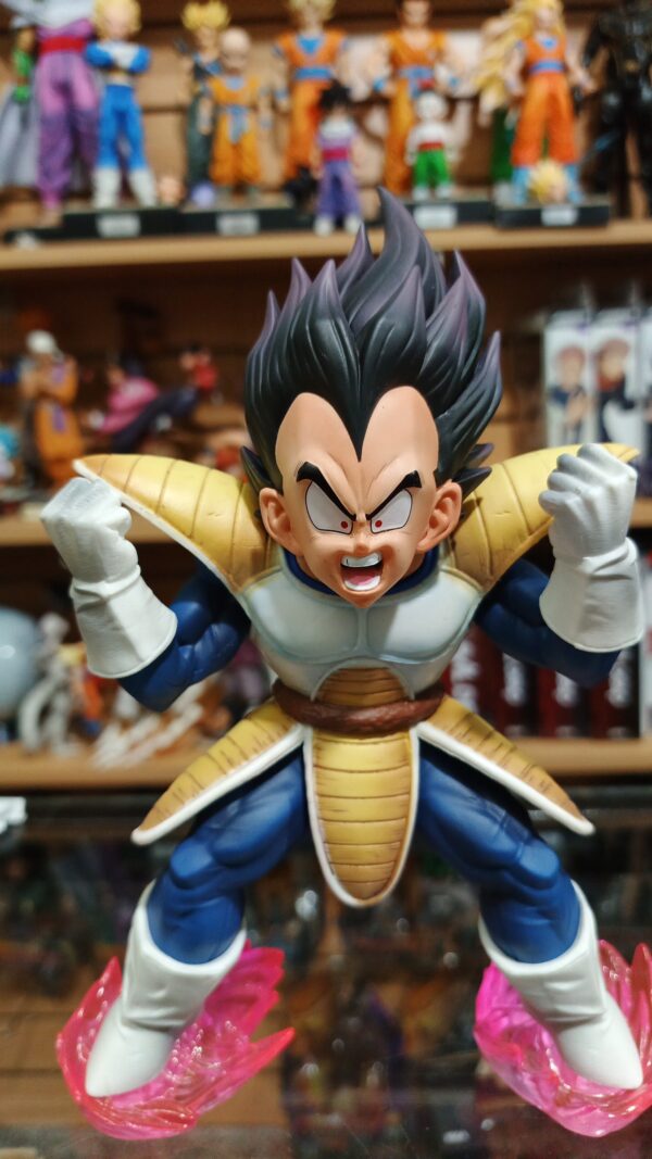 Vegeta poder 230
Dragón Ball Z 
Tamaño:23cm