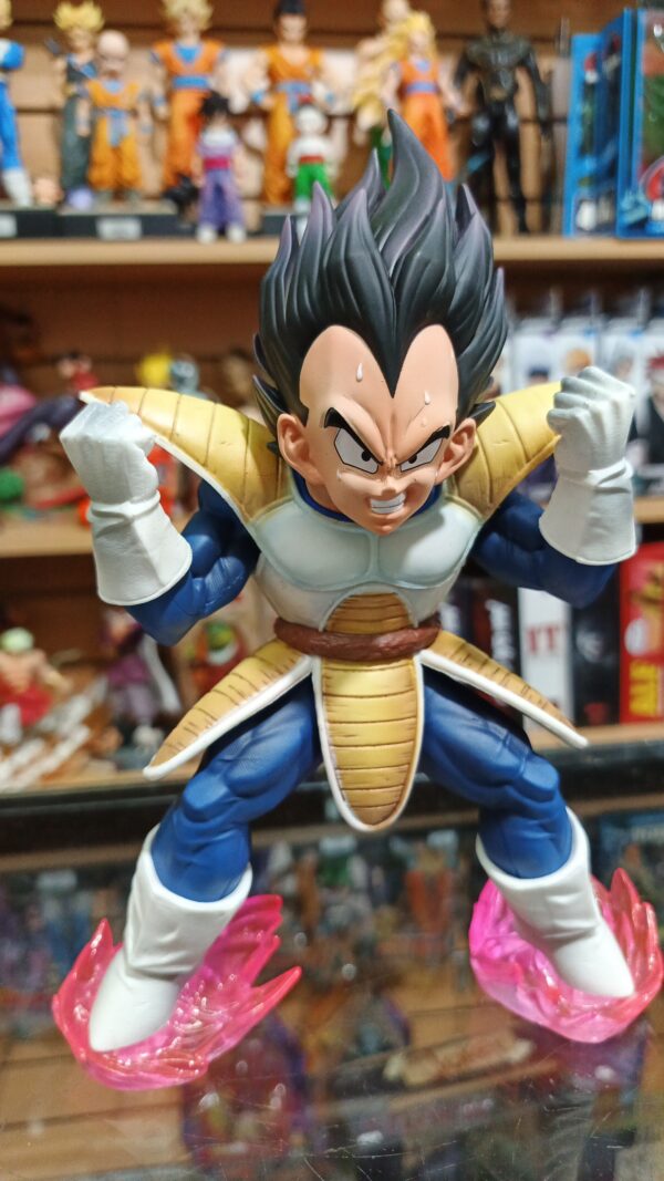 Vegeta poder 230
Dragón Ball Z 
Tamaño:23cm
