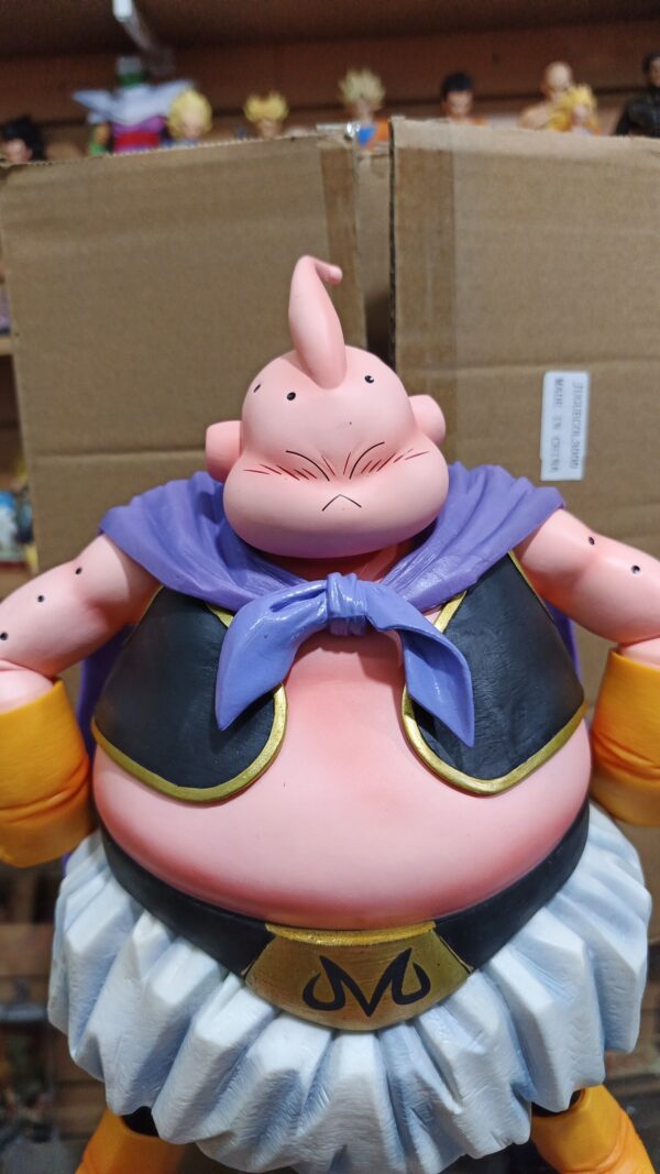 Majin Boo cabeza intercambiable
Dragón Ball Z 394
Tamaño:30cm