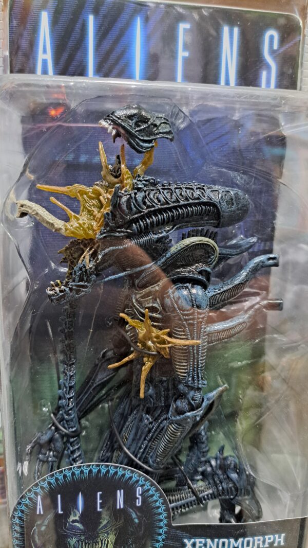 Aliens xenomorph Warrior BATTLE DAMAGE