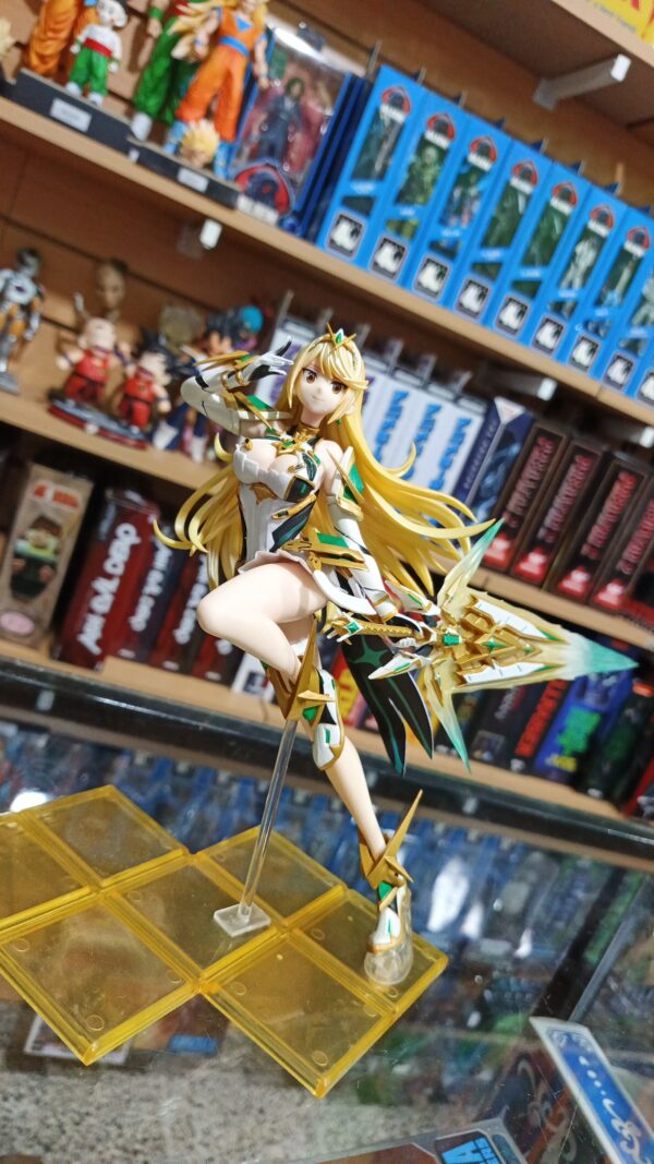 Xenoblade Mytra 365/12
GUERRERA
Tamaño:23cm
Precio:88mil