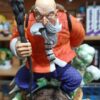 Maestro roshi cabeza intercambiables 450/12.5
Creo q es su versión semi real ?
Dragón Ball 
Tamaño:23cm
