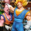 Vegito VS Boo 680/12.5
Dragón Ball Z 
Tamaño:32cm
Viene con cabeza intercambiables