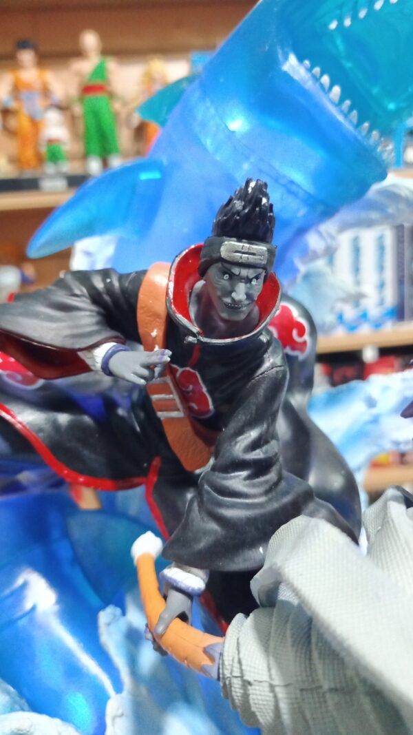 kisame el espadachín desertor 1270/12.5
Naruto
Tamaño:36cm
Prende luz