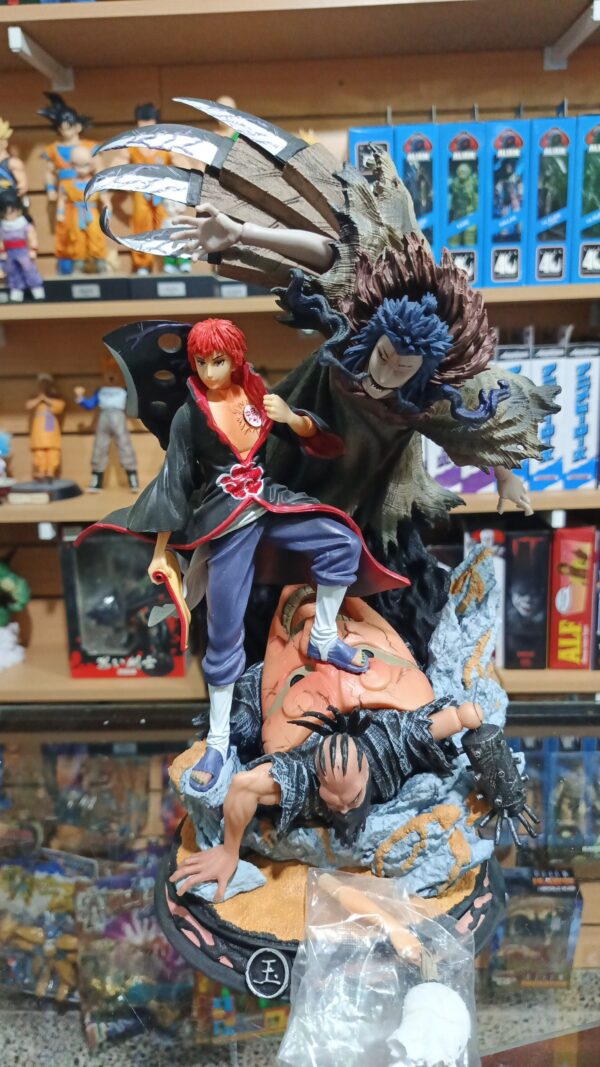 Sasori 1050/12.5
Naruto 
Tamaño:38cm