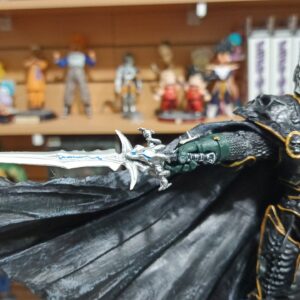 Arthas 12.5 / 295
El rey exánime
Warcraft
Tamaño:22cm