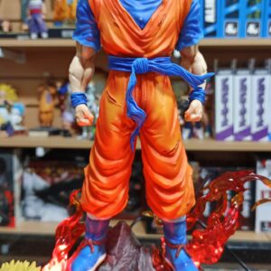 Gohan el orgullo de los guerreros 
Dragón Ball Z 260/12.5
Tamaño:30cm
Viene con su cable y cabeza