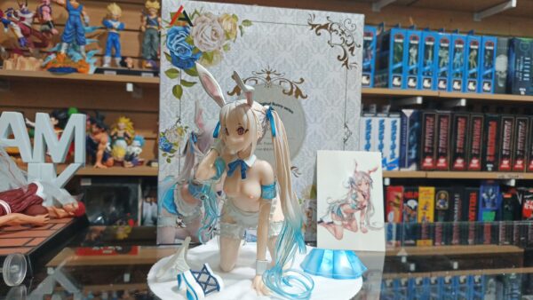 Chiris 690/12.5
Aqua blue 
Tamaño:24cm
El torso es de silicona 
No le puse todo el disfraz 😉