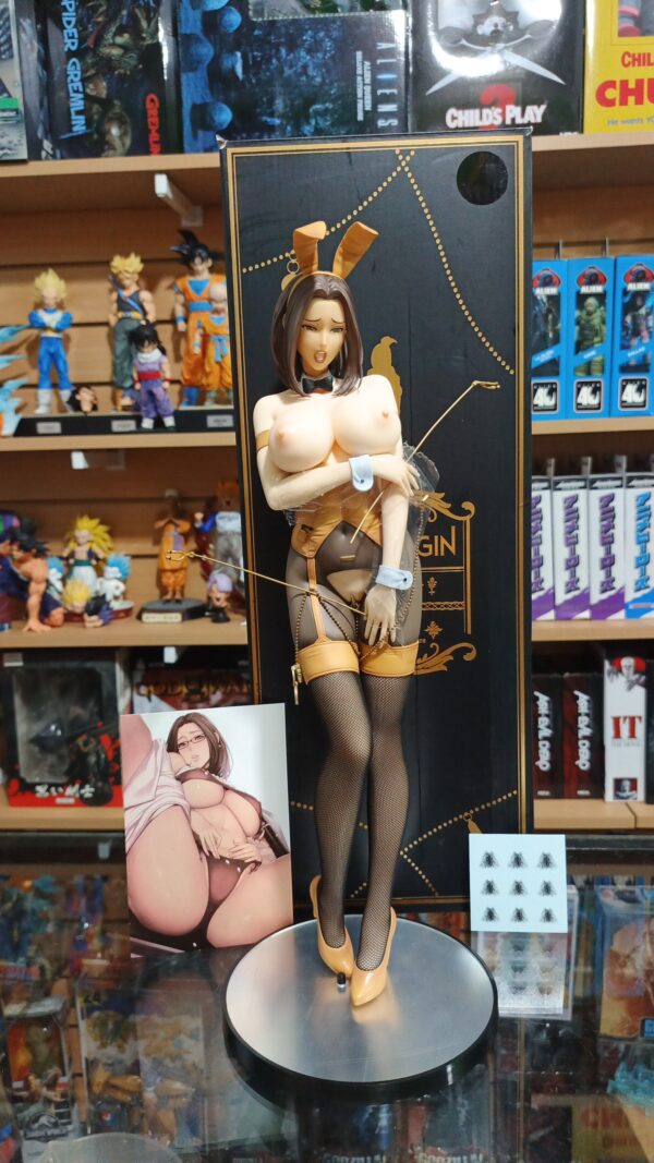 Non Virgin 700/12.5
Mom
Tamaño:41cm
La segunda foto no quiero saber qué es