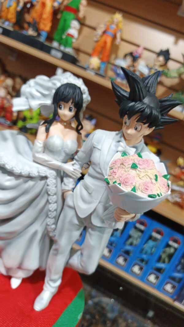 Continúa la boda 
Dragón Ball 
Tamaño:32cm