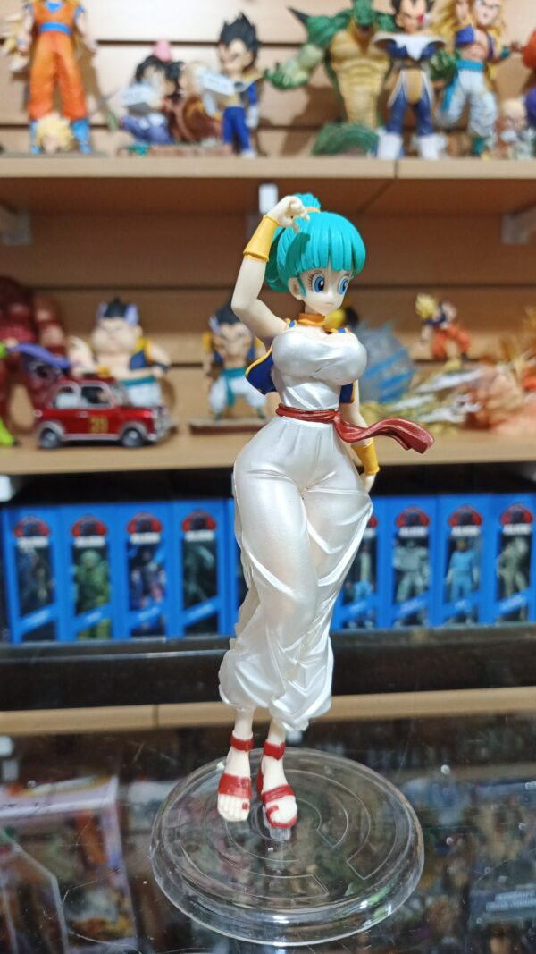 Bulma árabe 
Dragón Ball 
Tamaño;21cm