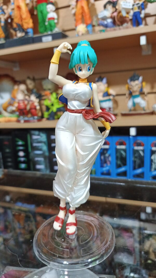 Bulma árabe 
Dragón Ball 
Tamaño;21cm