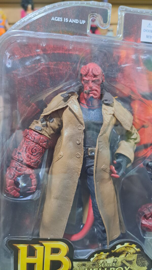 hellboy 2
