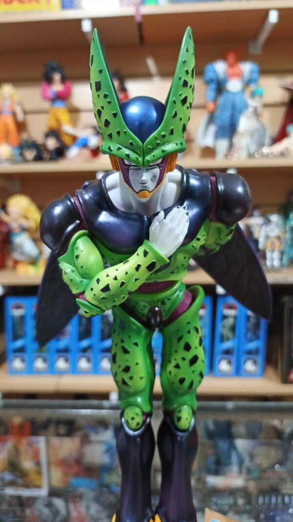 Cell perfecto 150
Dragón Ball Z 
Tamaño:27cm