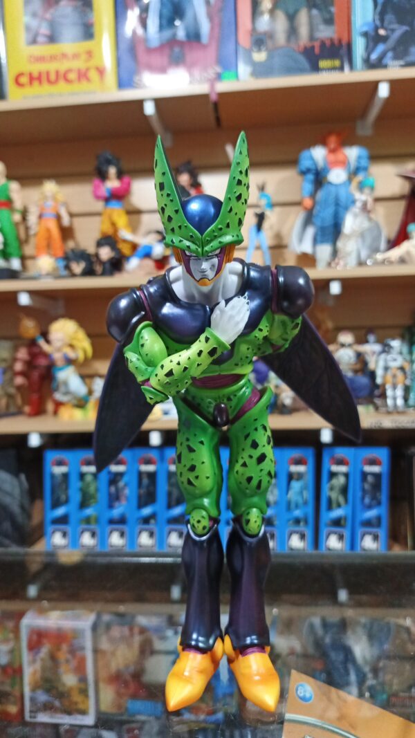 Cell perfecto 150
Dragón Ball Z 
Tamaño:27cm