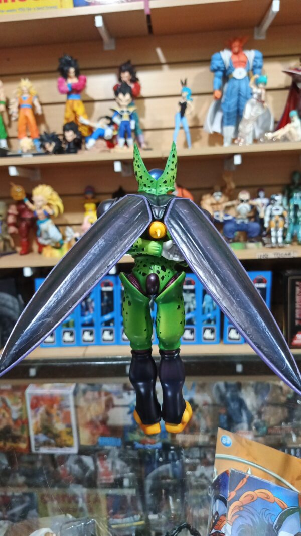 Cell perfecto 150
Dragón Ball Z 
Tamaño:27cm