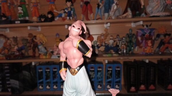 Majin Buu 120
Dragón Ball Z 
Tamaño:28cm