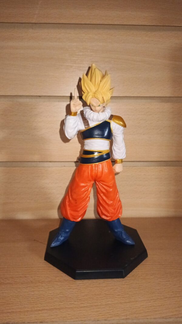Goku 120
Tamaño:24cm