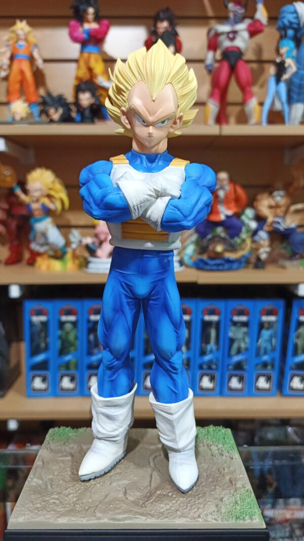 Vegeta cabeza intercambiables 160
Dragón Ball Z 
Tamaño:28,5