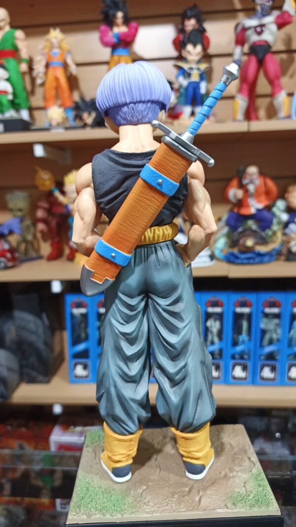 Trunks cabeza intercambiables 160
Dragón Ball Z 
Tamaño:30cm