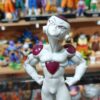 Tú me miras yo te miro 
Goku VS Freezer la batalla de las mil miradas 
Dragón Ball Z 
Tamaño:Goku 24cm
Freezer :19cm