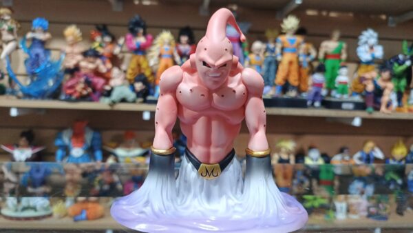 Majin Buu 80
Dragón Ball 
Tamaño:13cm