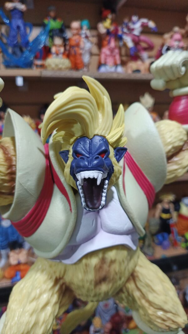 Ozaru baby 
Dragón ball 
Tamaño:40cm