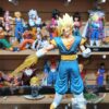 Vegito vegitto 
Dragón ball Z
Tamaño:29cm
Viene con los aritos
