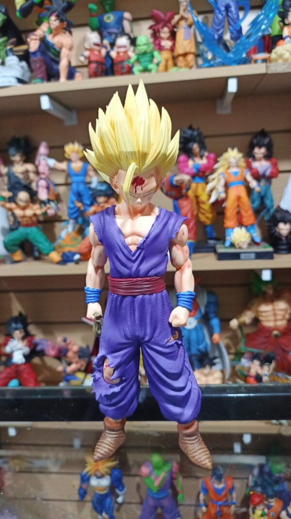 Gohan super Saiyan semillas del ermitaño 
Dragón Ball Z 
Tamaño:29cm
Tiene muy buenos detalles