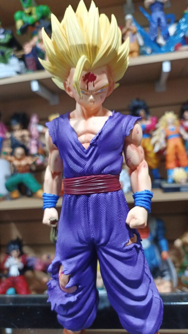 Gohan super Saiyan semillas del ermitaño 
Dragón Ball Z 
Tamaño:29cm
Tiene muy buenos detalles