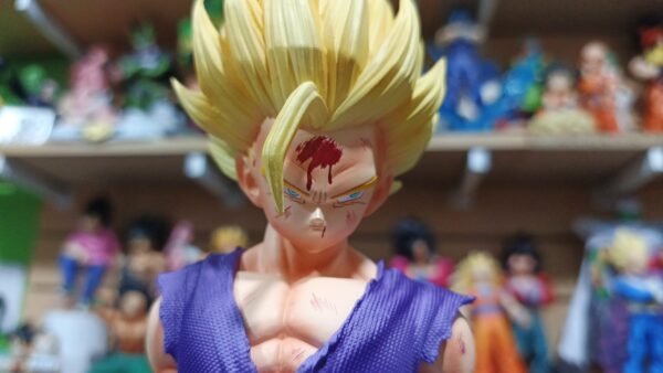Gohan super Saiyan semillas del ermitaño 
Dragón Ball Z 
Tamaño:29cm
Tiene muy buenos detalles