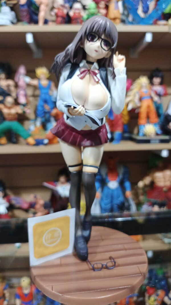 Secretaria 
H
Tamaño:24cm