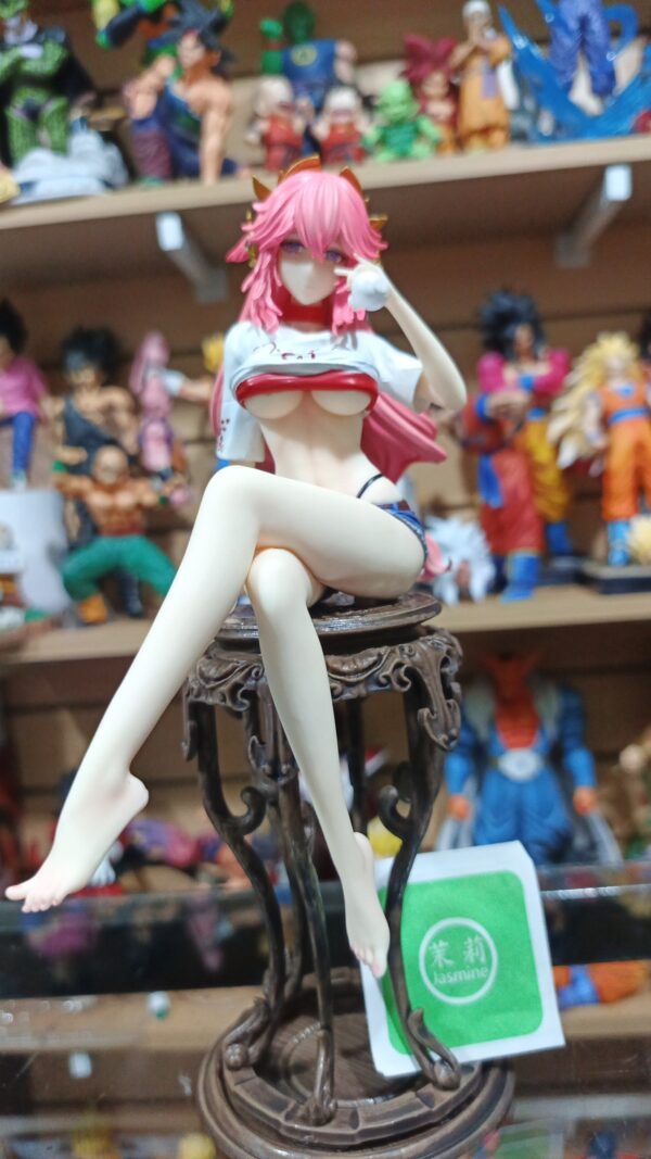 Sacerdotisa Yea Miko
Genshi 
Tamaño:24cm
