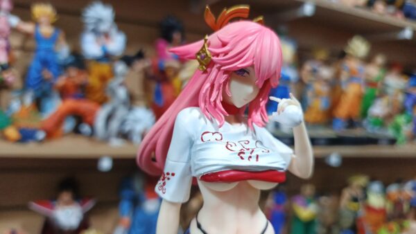 Sacerdotisa Yea Miko
Genshi 
Tamaño:24cm