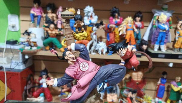 Tao pai pai 
Dragón ball Z 
Tamaño:28cm