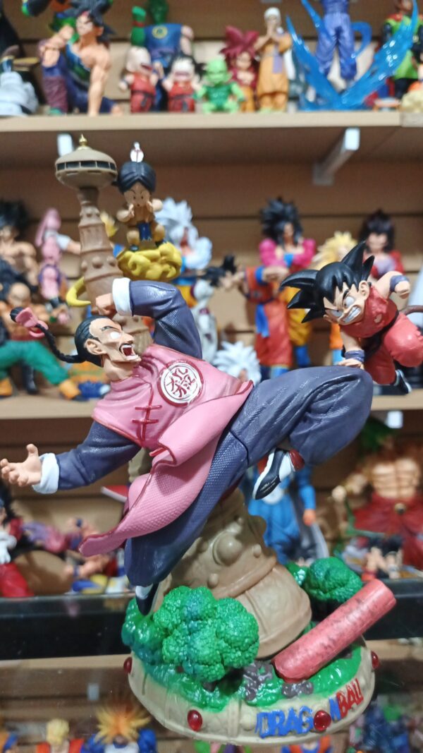 Tao pai pai 
Dragón ball Z 
Tamaño:28cm