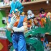 Vegito lampara Vegeto 
Dragón ball Z 
Tamaño:38cm