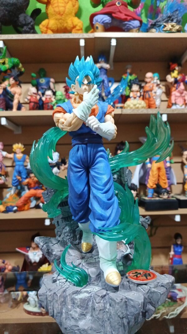 Vegito lampara Vegeto 
Dragón ball Z 
Tamaño:38cm
