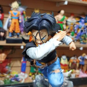 Androide 17 
Dragón Ball Z 
Tamaño:30cm
Solo el androide 17