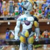 Mecha Freezer 
Dragón ball Z 
Tamaño:19cm