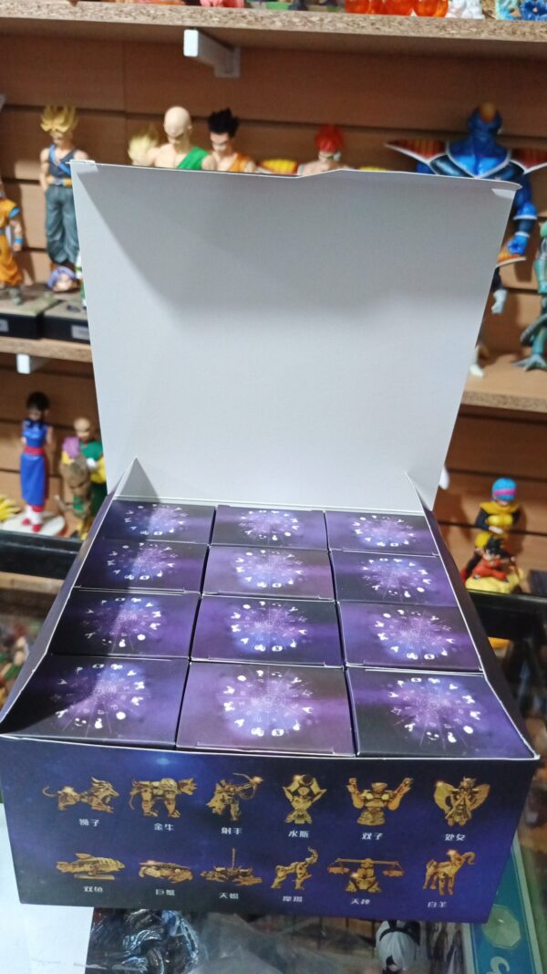 Armadura de los caballeros de zodiaco 12
Los caballeros del zodiaco
Tamaño:??