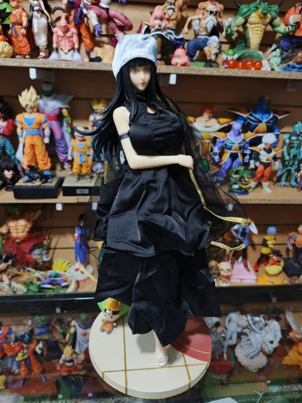 Hinata Hyuga
Naruto Shippuden 
Tamaño:44cm
Cambia de ropa