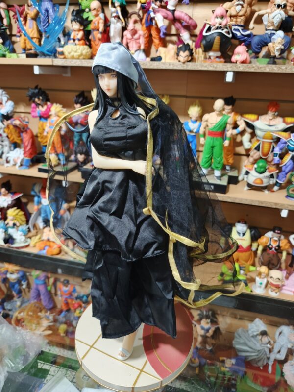 Hinata Hyuga
Naruto Shippuden 
Tamaño:44cm
Cambia de ropa