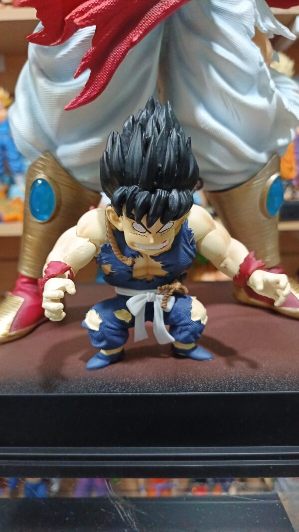 Goku bestia
Dragón ball Z
Tamaño:13cm