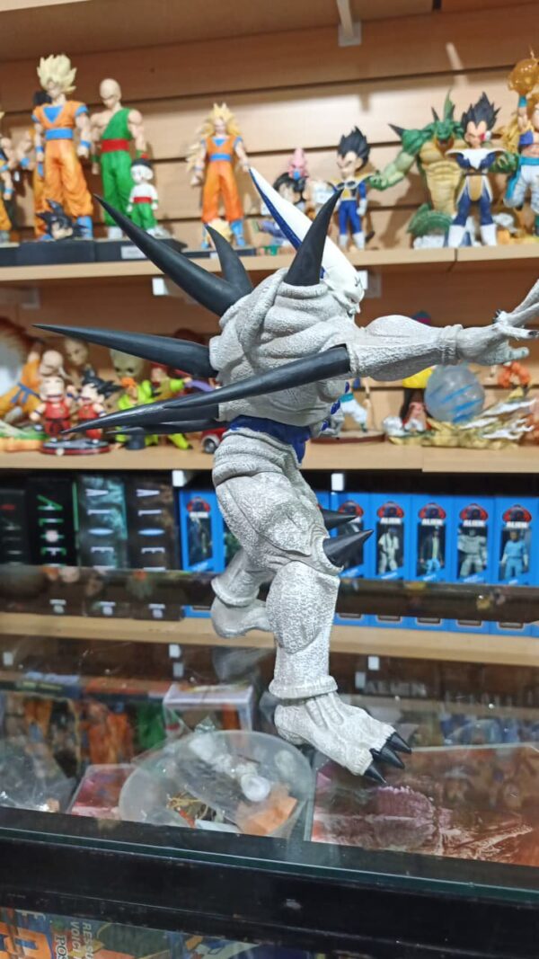 Omega Shen
Dragón Ball GT
TAMAÑO:35CM