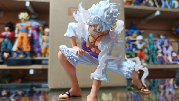Luffy 
One Piece
Tamaño:15cm
