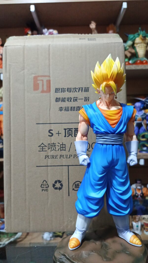Vegito vegitto Vegeto 
Dragón ball Z 
Tamaño:28cm