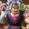 Vegito Wekly Vegeto 
Dragón ball Z 
Tamaño:27cm